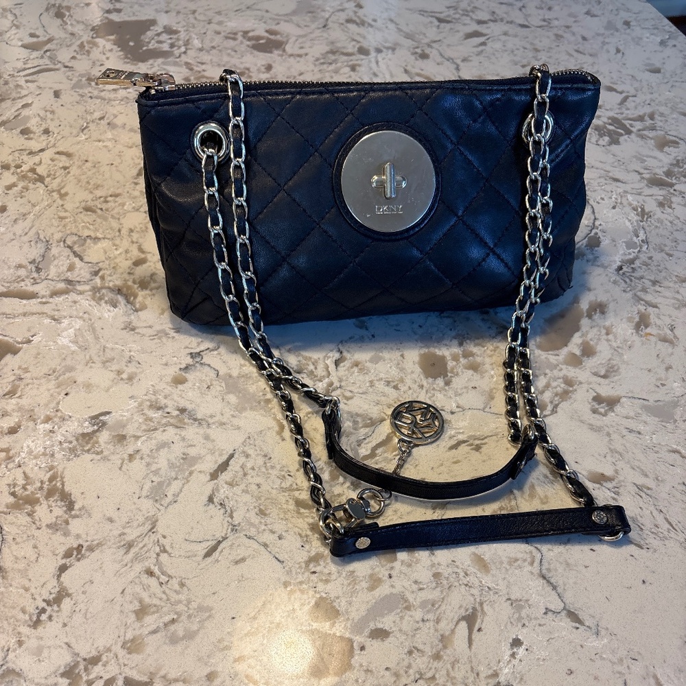 DKNY Black Quilted Soft Leather Gold Chain Crossbody Gold Tone Handbag KS5